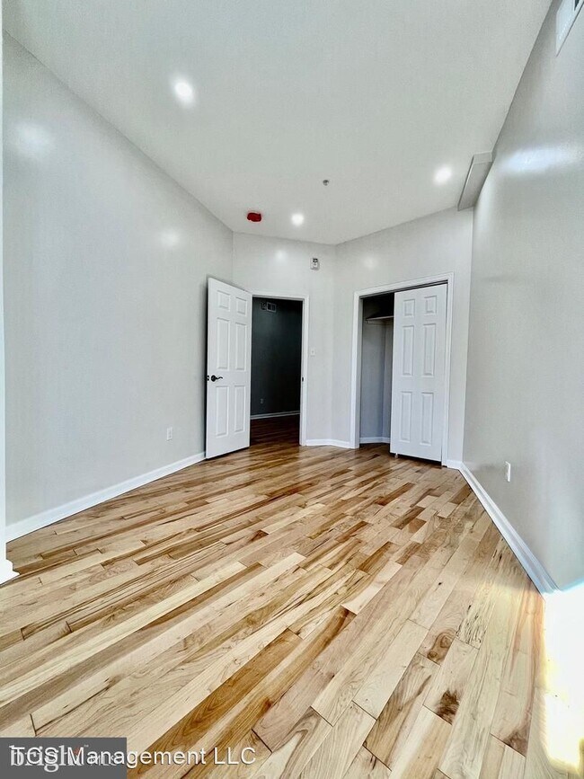 Foto del edificio - 1 br, 1 bath House - 2602 Frankford Ave