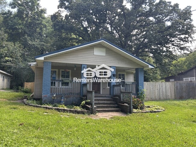 Building Photo - 221 Virginia Dr