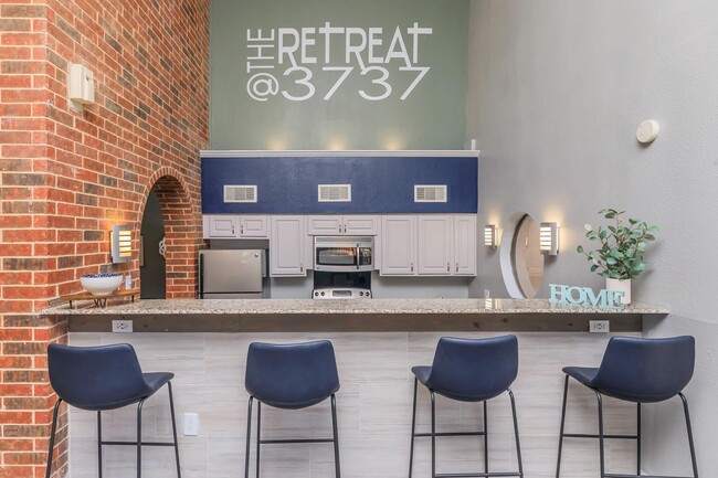 Foto del edificio - The Retreat @ 3737