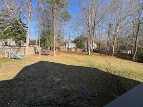 Building Photo - 4233 Rosewood Ct