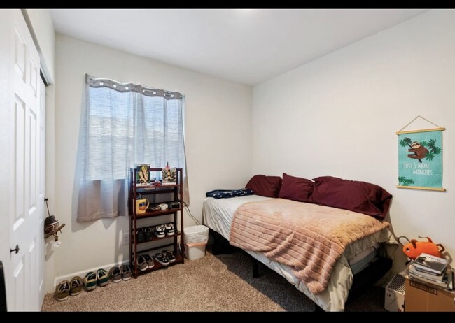 Master Bedroom - 1650 Cambrian Dr