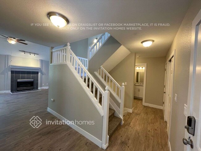 Building Photo - 3289 S Espana Cir