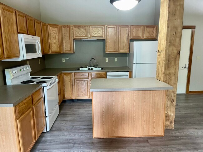 Foto del edificio - 940 Monroe Ave NW