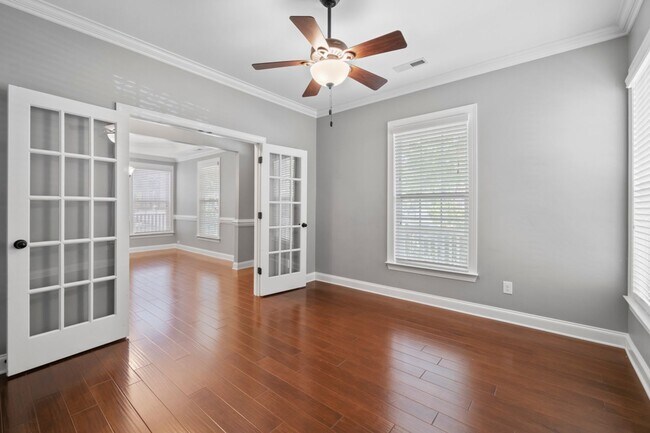 Foto del edificio - Stunning rental home in beautiful Ardrey Crest