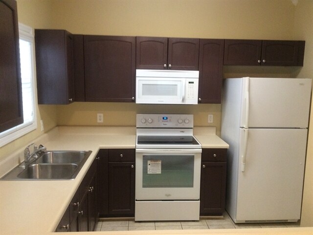 Building Photo - 12746 Cross Dale Dr