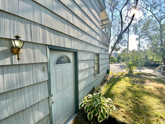 Foto del edificio - 12746 35th Ave NE