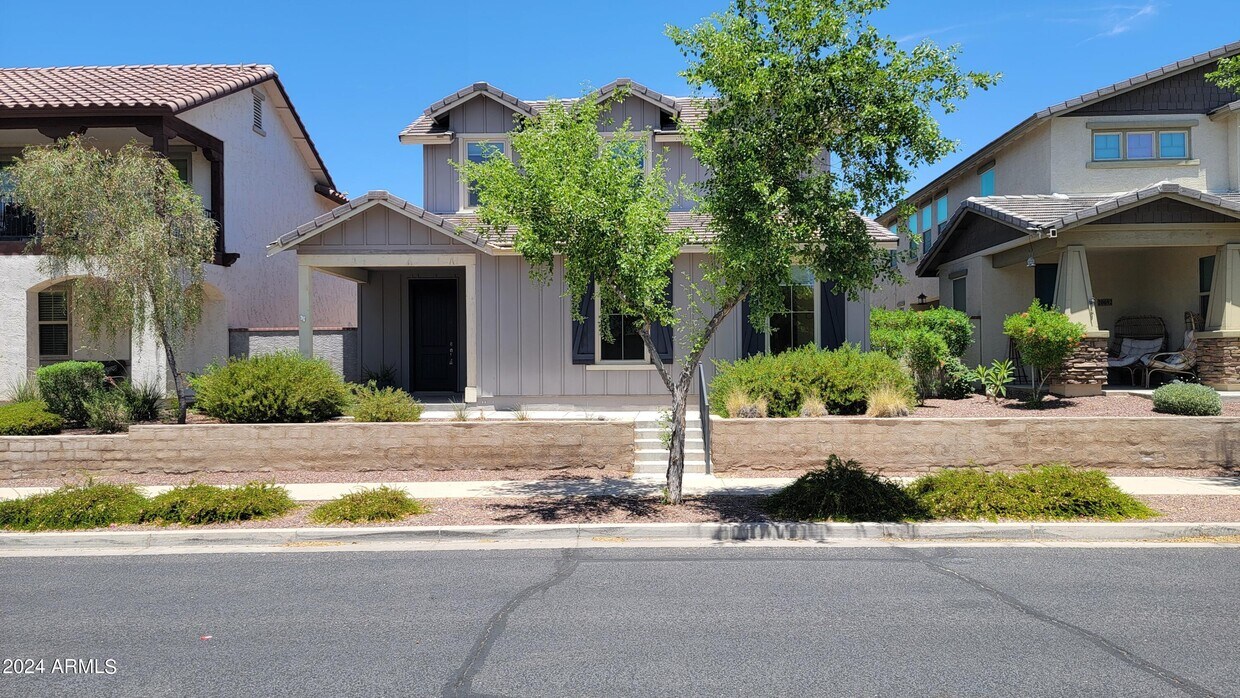 20698 W Legend Trail, Buckeye, AZ 85396 - House Rental in Buckeye