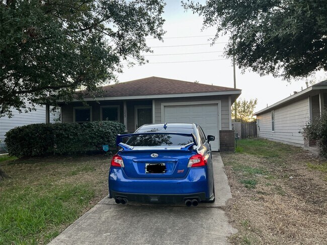 Foto del edificio - 15823 Regal Trace Ln