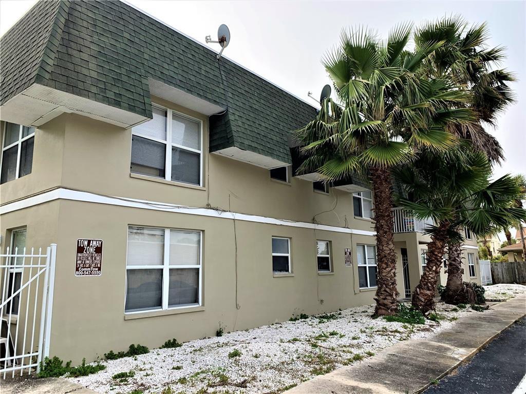 Primary Photo - 14120 Palm St