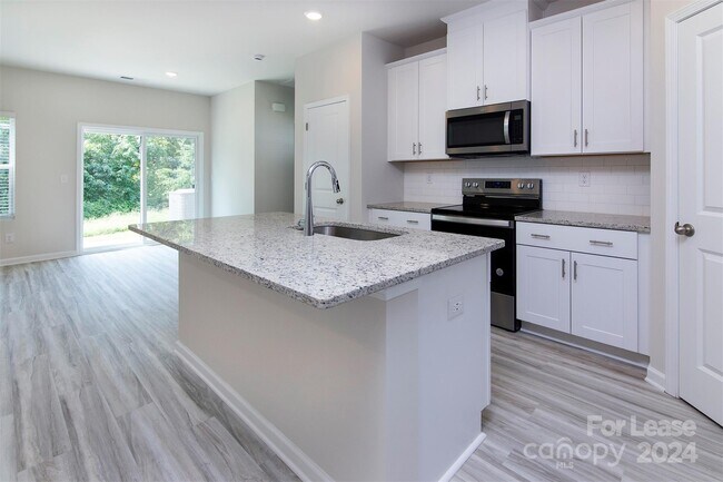 Foto del edificio - 1129 Plumcrest Dr