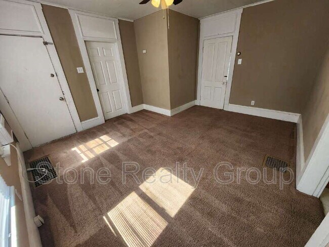 Foto del edificio - 1436 S 4th St