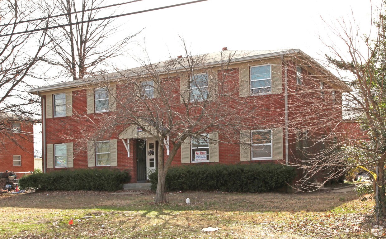 4304 Naomi Dr, Louisville, KY 40219 Apartments in Louisville, KY