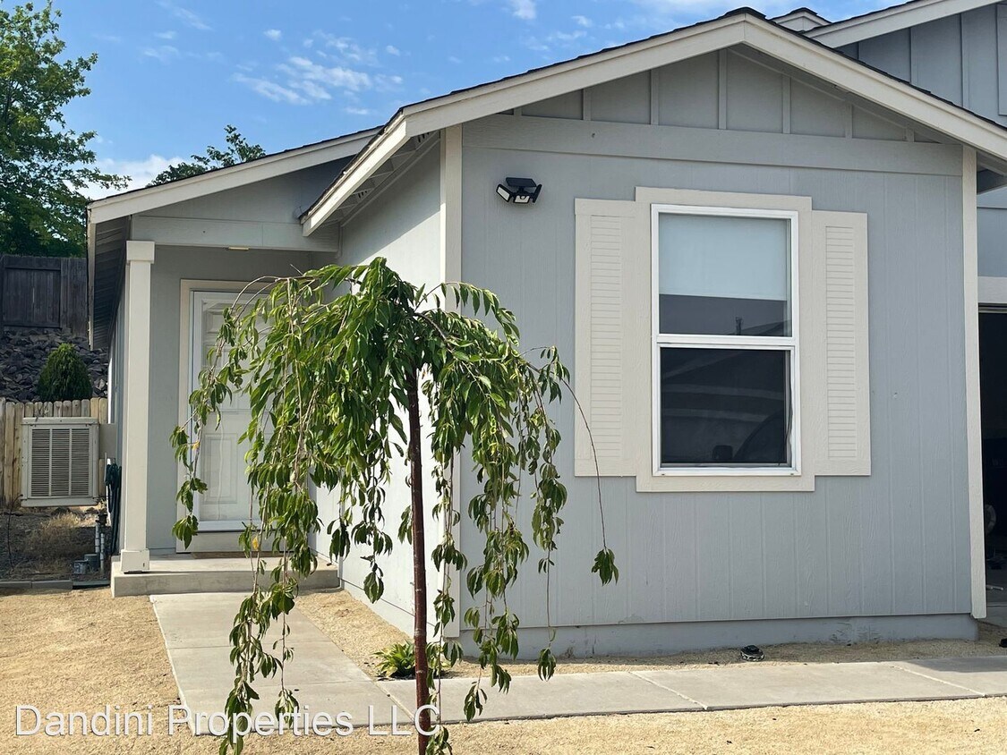 Foto principal - 3 br, 2 bath House - 7488 Creekland Drive
