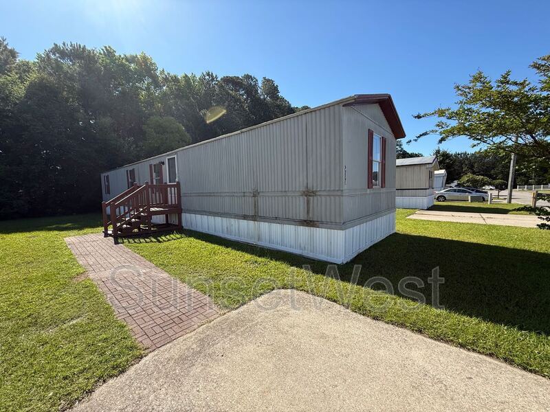 Foto principal - 217 Sunshine Dr