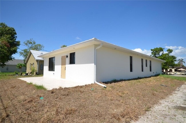 Foto del edificio - 2188 Barker Blvd