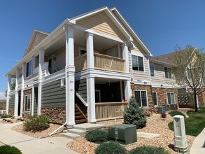Building Photo - 4925 Hahns Peak Dr