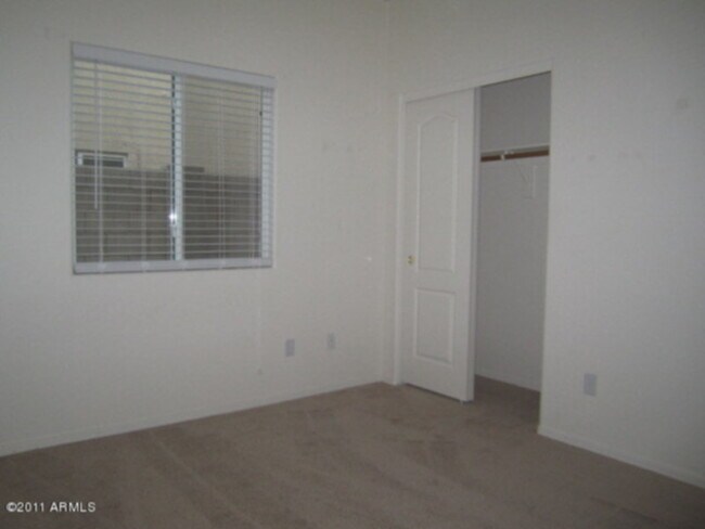 Foto del edificio - 11622 Washington St