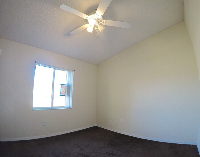 Building Photo - 519 Sonoma Dr