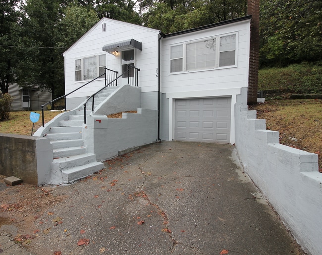 Building Photo - 336 Murrell St