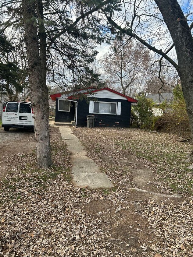 Primary Photo - 3 bed 1 bath Lawrence Township
