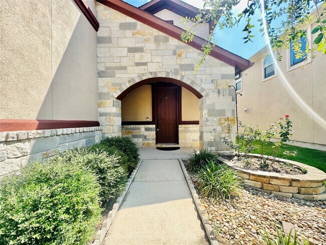 Foto del edificio - 7317 Highland Bluff Cove