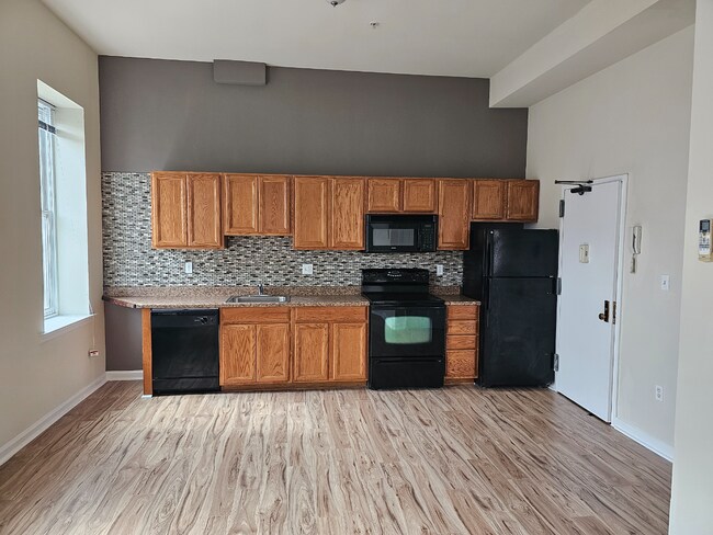 Cocina - 1012 W Lafayette Ave