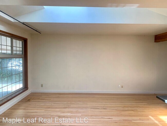Foto del edificio - 4 br, 2 bath House - 1518 N 146th Street