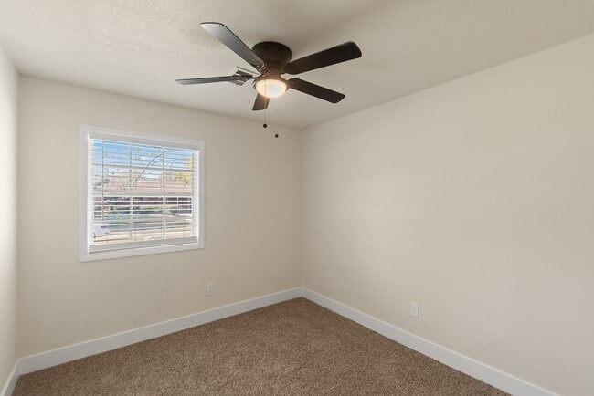 Foto del edificio - 821 Mark St