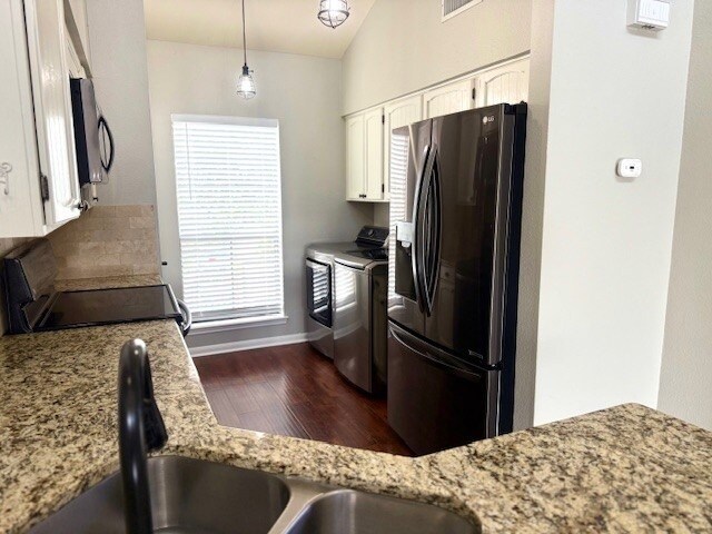 Foto del edificio - 178 April Point Dr N