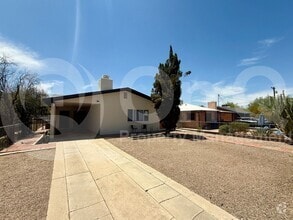 Building Photo - 45 N Melrose Ave