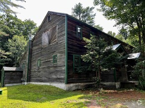 Building Photo - 503 Tamworth Rd
