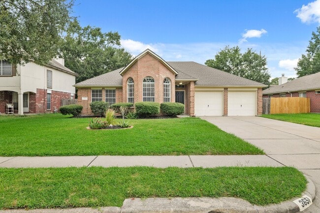 Building Photo - 3651 Woodlace Dr