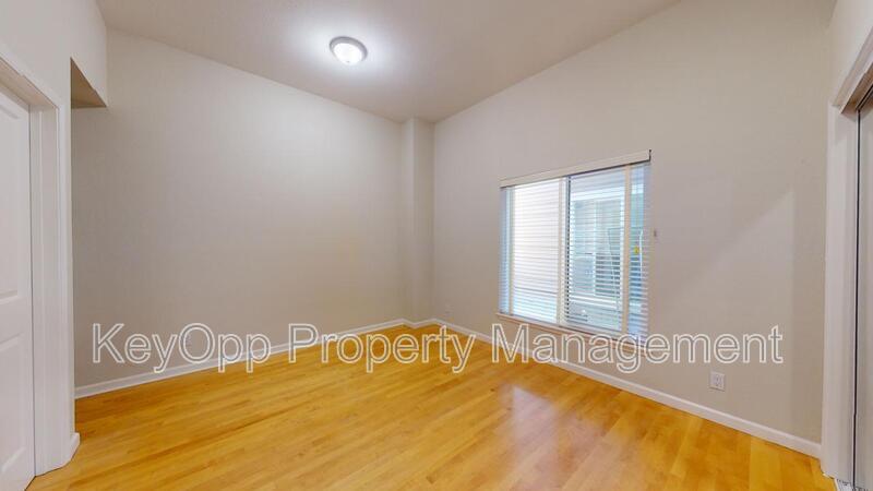 Primary Photo - 2332 Taraval St