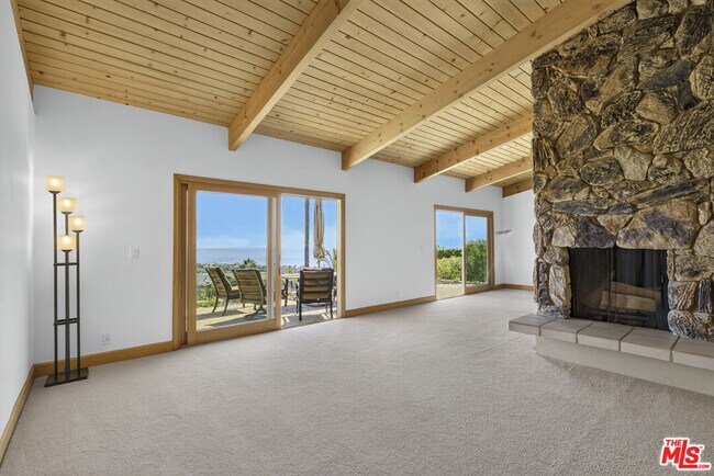Building Photo - 23907 Malibu Knolls Rd