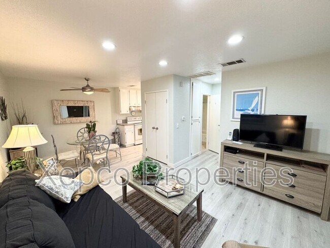 Foto del edificio - 2820 N Arcadia Ct