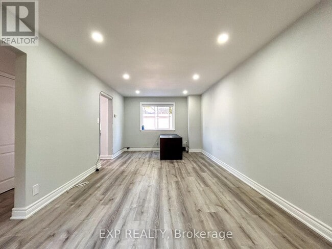 Building Photo - 295 Taylor Mills Dr S