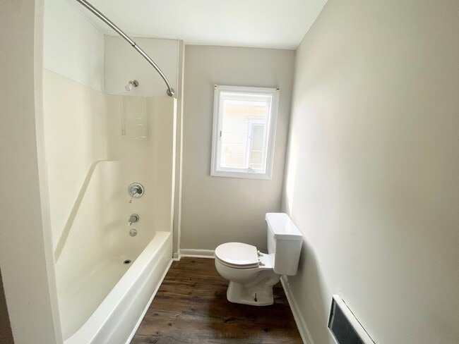 Foto del edificio - 501 E Broad St