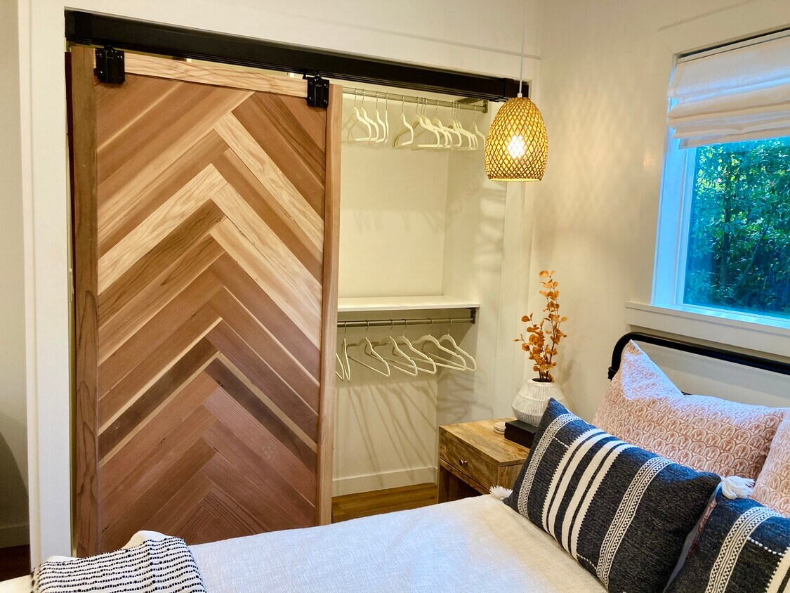 5265 Loleta Ave, Unit Half CommunityApartment in Los Angeles, CA