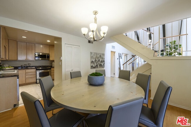 Building Photo - 4628 Maytime Ln