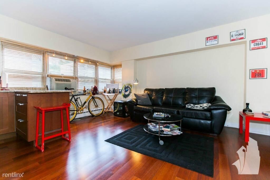 Primary Photo - 1 br, 1 bath Apartment - 4998 N Marine Drive