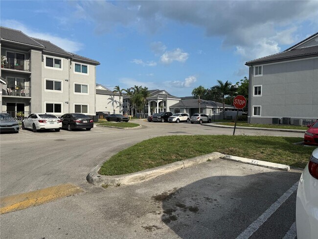 Building Photo - 15480 SW 284th St