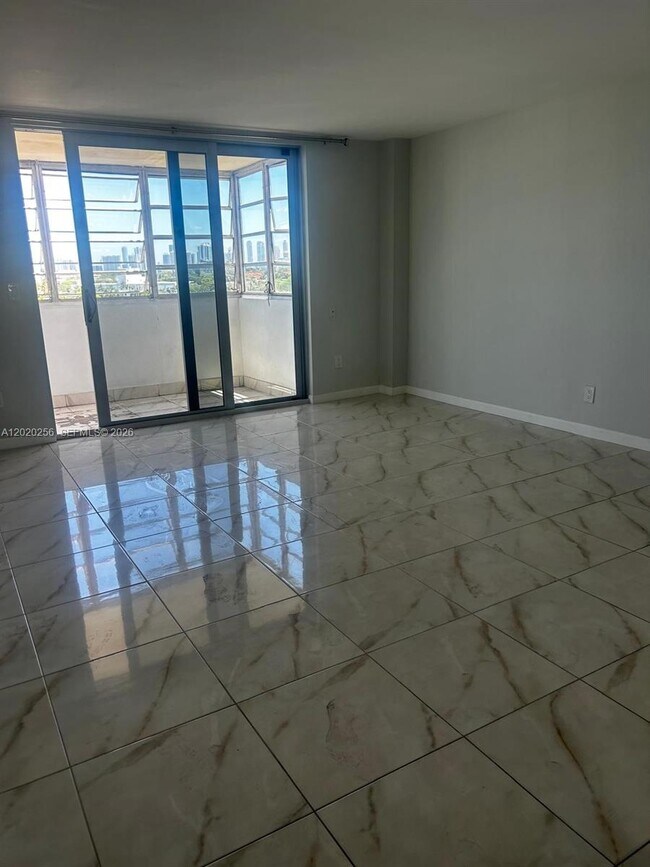 Foto del edificio - 16400 NE 17th Ave