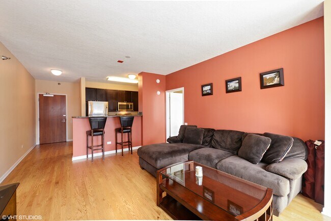 Foto del edificio - 600N N Kingsbury St