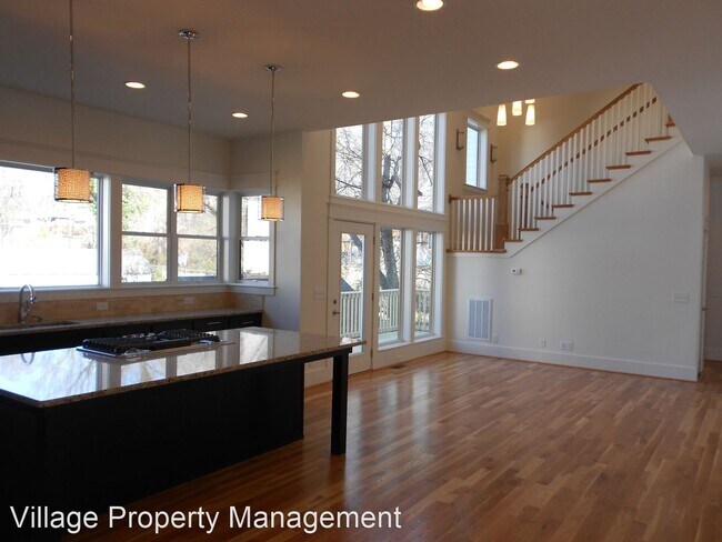 Building Photo - 4 br, 4 bath House - 1812 Primrose Avenue
