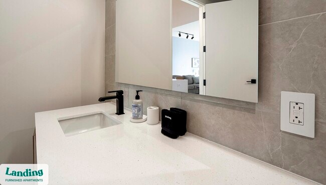 Foto del edificio - 143 E Commerce St