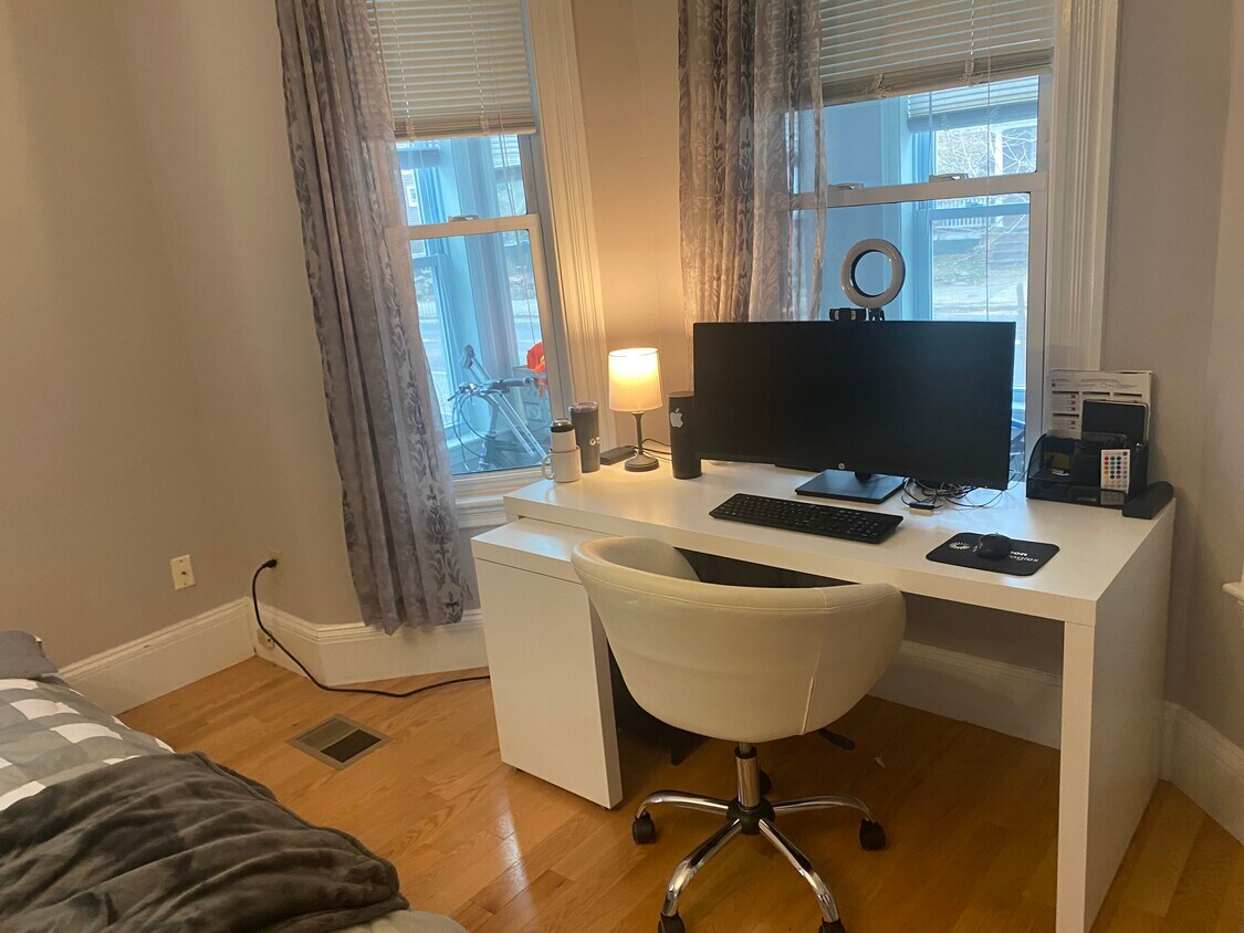 Foto principal - 51 Rindge Ave