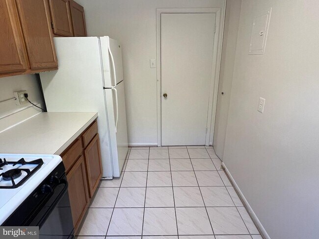 Foto del edificio - 10624 Kenilworth Ave