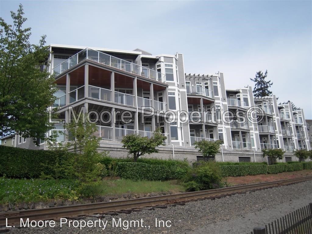 Primary Photo - 135 3rd St