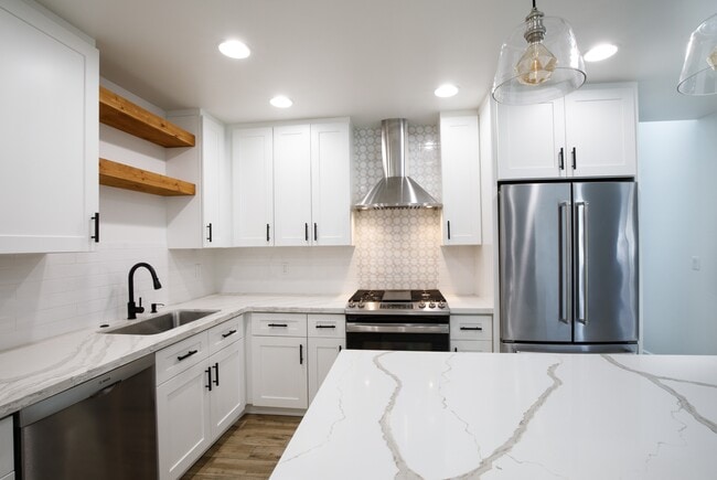 Foto del edificio - 4427 E Turney Ave