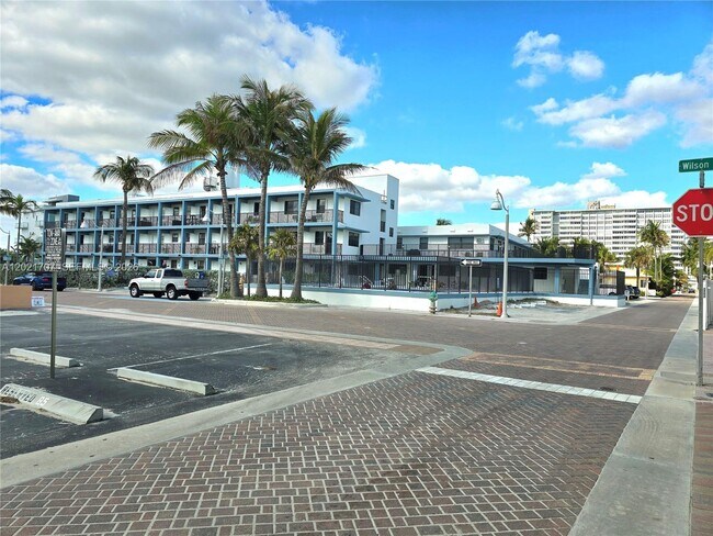 Foto del edificio - 322 Harding St